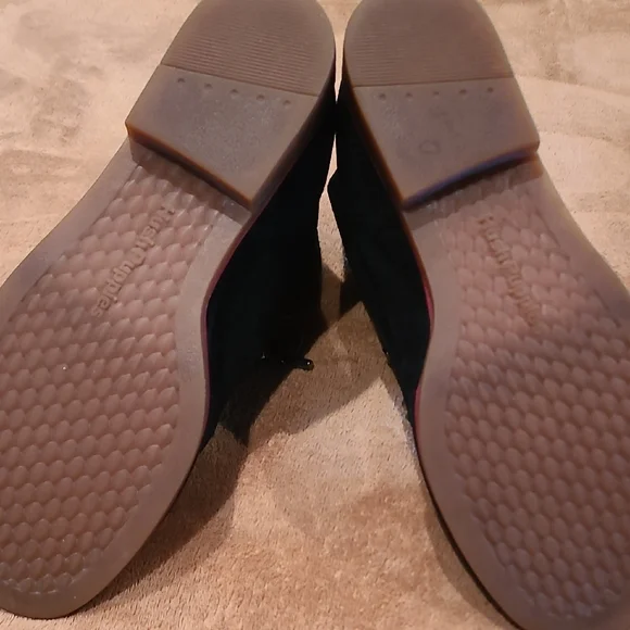 Hush Puppies Black Lace Up Boots - Picture 6 of 7